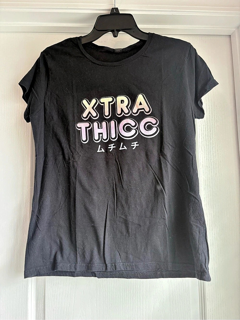 Hot Topic Xtra Thicc Short Sleeve Tee Size Medium